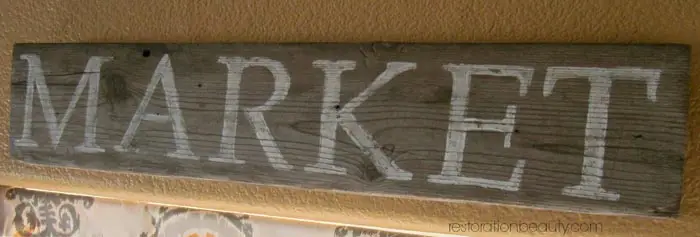 diy-rustic-scrap-wood-sign