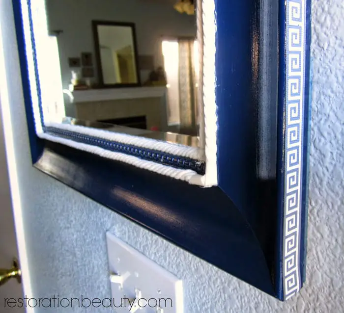 spray-painted-mirror-makeover