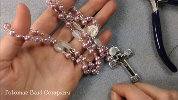 How-to-Make-a-Chain-Link-Rosary-at-Home